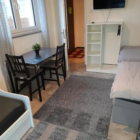 Berlin - Flughafen Mit Kueche Appartement *