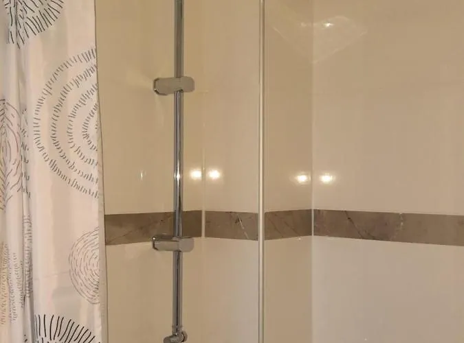 Berlin - Flughafen Mit Küche *